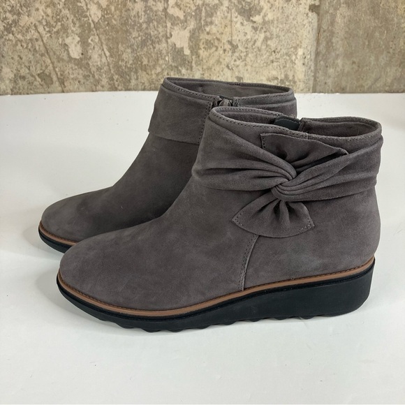 Clarks Sharon Salon Wedge Bootie Size 9.5 - Picture 4 of 8